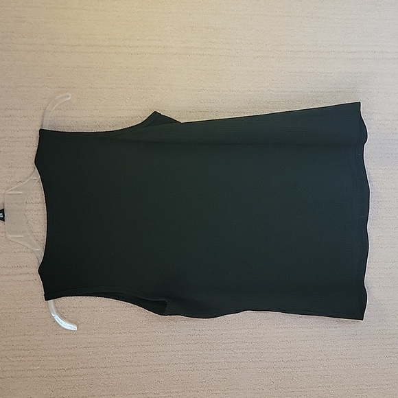 Merokeety ribbed snap front tank top - Picture 4 of 5